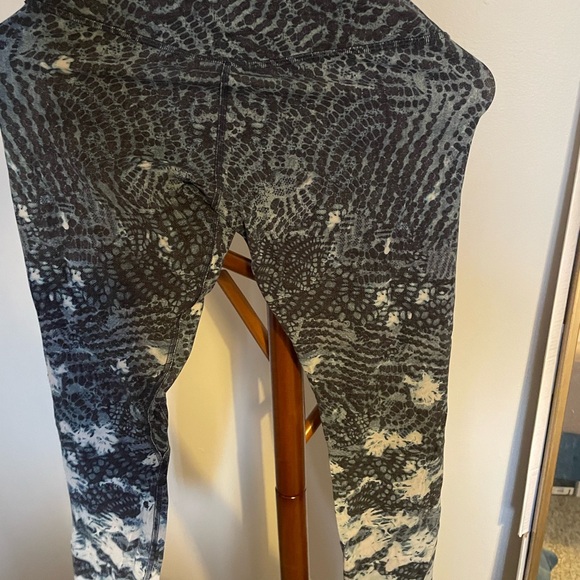 Lululemon Align - Picture 2 of 3